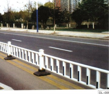 cheap pvc garden wire fence