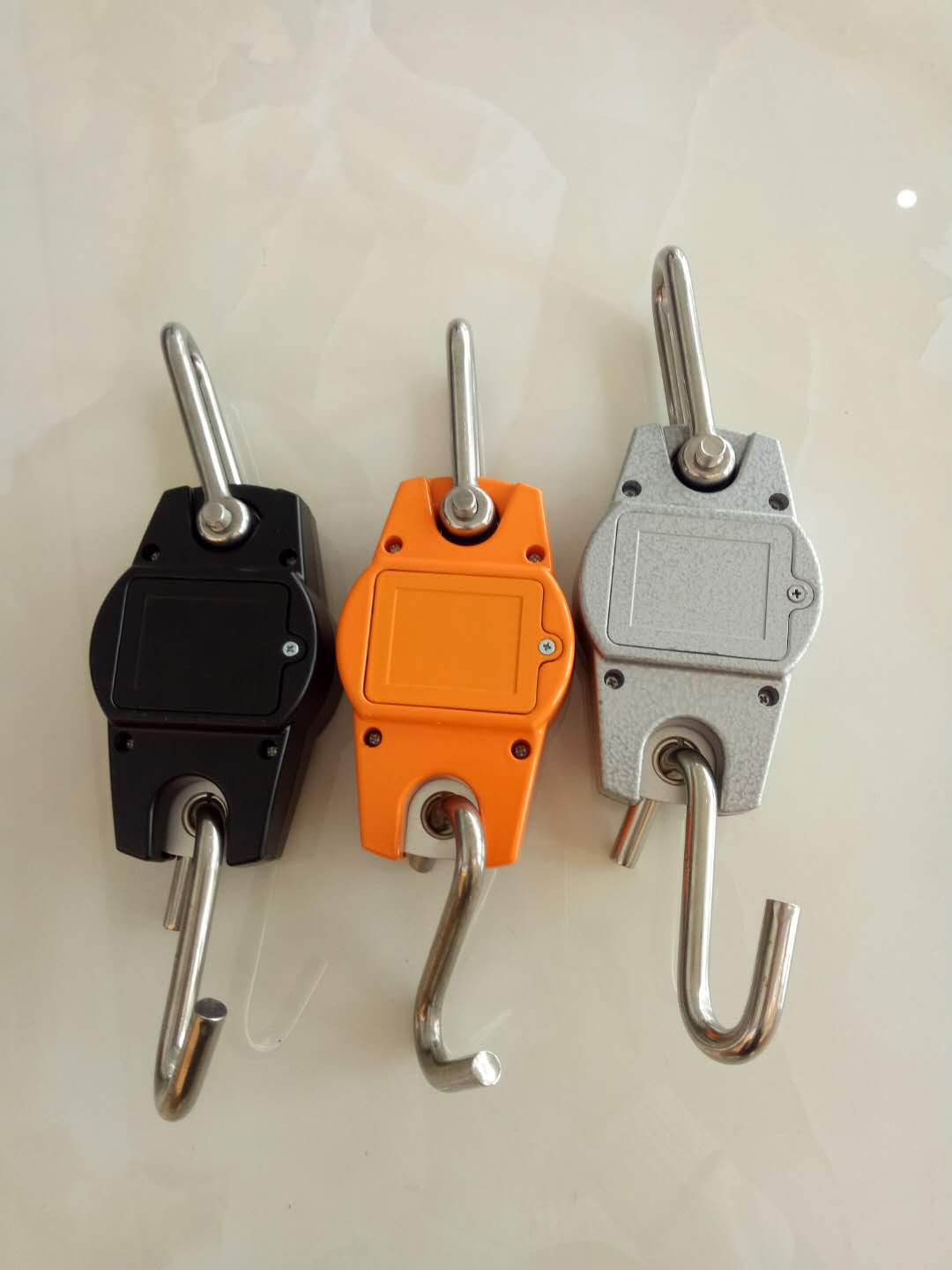 Mini Digital Hanging Crane Scale 300kg/660lbs Portable Hoist LCD for Hunting