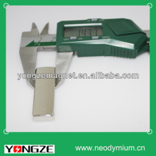 Super Permanent Long Thin Magnets