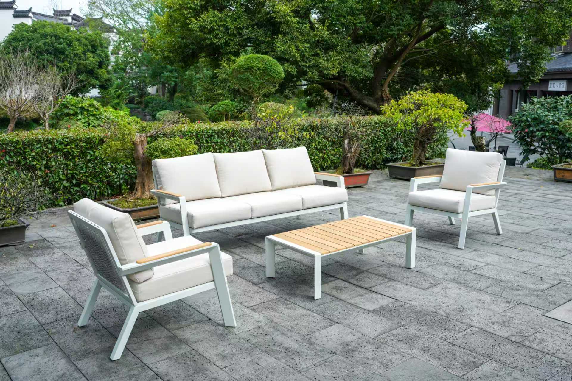 كرسي حديقة وطاولة OT5002-1 Garden Chair And Table OT5002-1