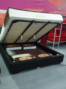 Durable steel slatted base