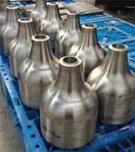 Sand casting for steel making plant