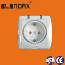 Surface Mounted Schuko Socket with Lid IP44