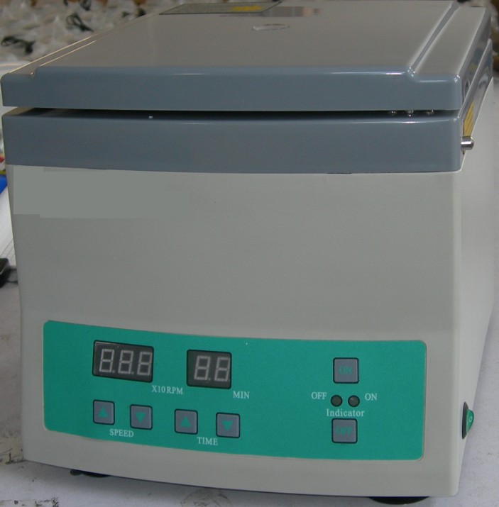 Low Speed Centrifuge