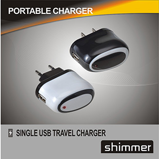 Black&White Circle Travel Charger