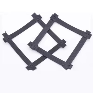 Extrusion and Welding Steel Plastic Geogrid