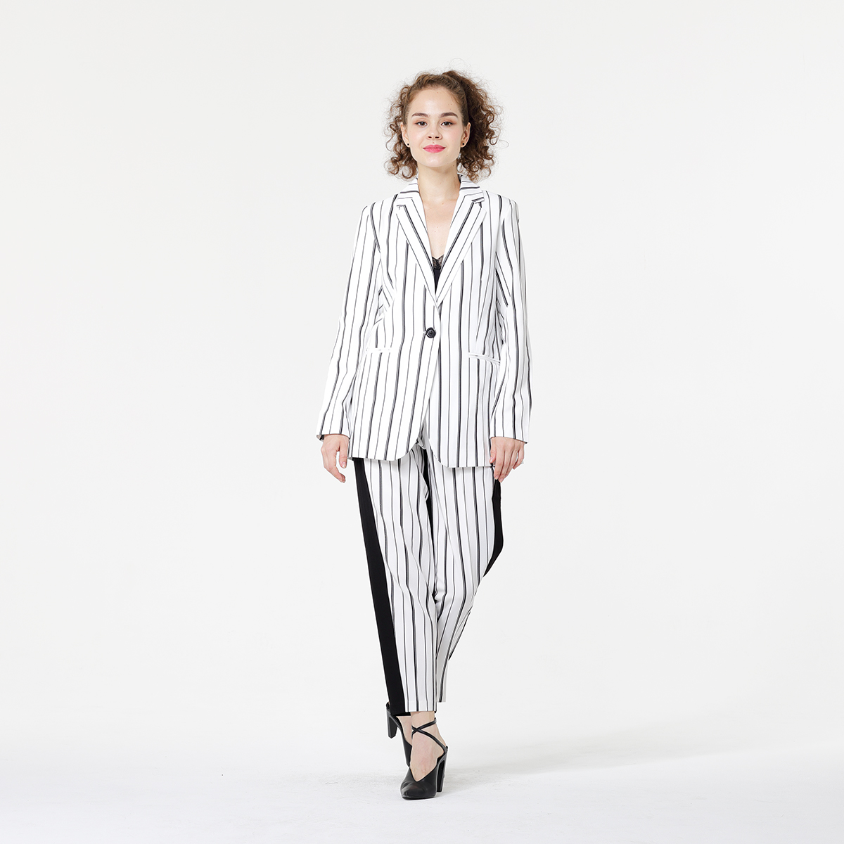 Women's suit Women's suit
