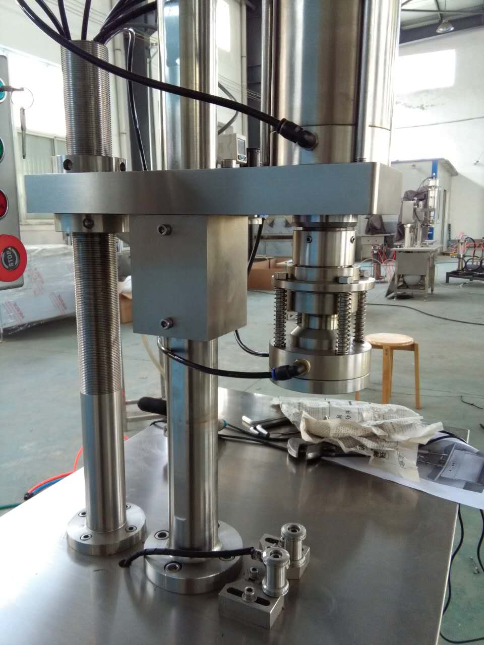 Custom Aerosol Can Filling Machine