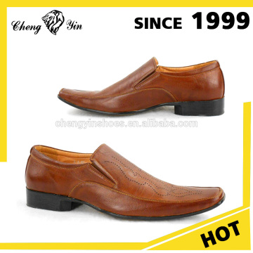 Factory Price Hot Selling Comfortable Gentle Men Wholesale Dress Shoes for Men