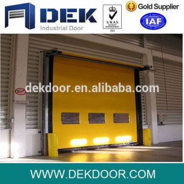 Automatic folding style high speed folding door