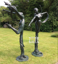 Garden metal crafts warming-up lady statue life size bronze dancer sculpture
