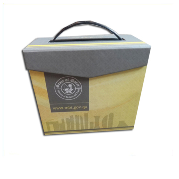 Plastic Handle Magnetic Gift Paper Boxes