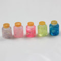 Venta al por mayor colorida hermosa mini botella de limo resina encanto cabujón cuentas novedosas para accesorios encantos