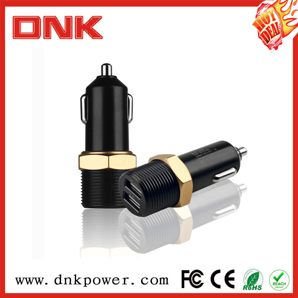 Newest 3.1A Double USB Port Car Charger for Universal Battery Mobile.