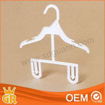 G6012 China factory plastic children clothes hanger with bottom clips