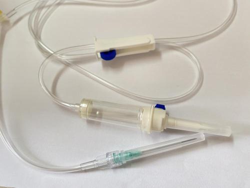 IV Set Infus Sekali Pakai