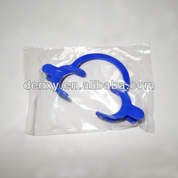 Dental cheek retractors mouth opener