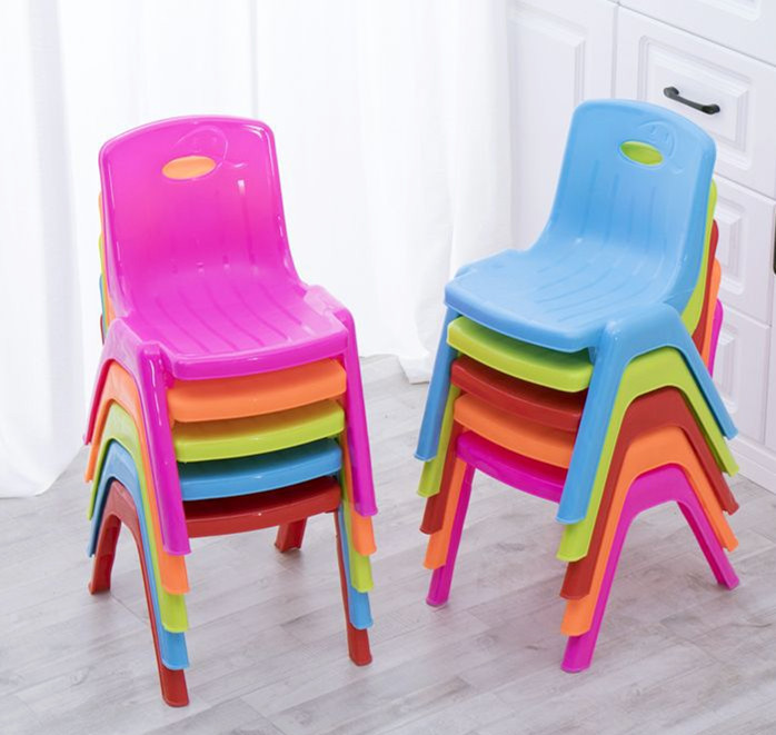 Chaises extérieures personnalisées moule en plastique