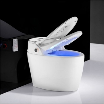 High-Tech Automatische bodenmontierte Smart-Toilette