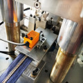 Machine de soudage de film à ultrasons pour zipper métallique