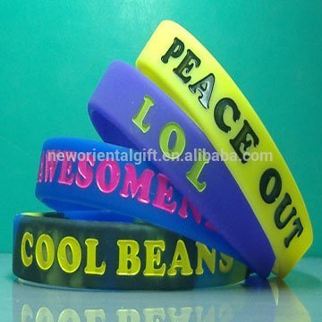 Color filled silicone bracelets customized silicone wristbands