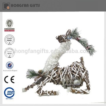 pretty rattan christmas deer home ornament