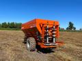 Penyebar baja traktor pertanian