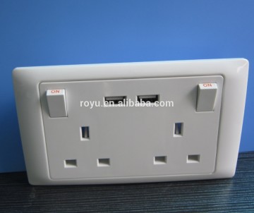 apply for Iphone Ipad output 2.1A ROHS CE BS approved dual USB British type wall socket