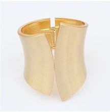 Super wide exaggerated big cuff bracelet spring hinge gold plate metal bangle wholesale