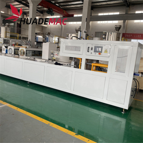 32-110 mm UPVC-Sockelformmaschine