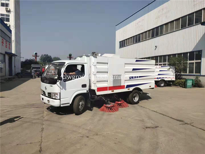 Sweeper Truck 5