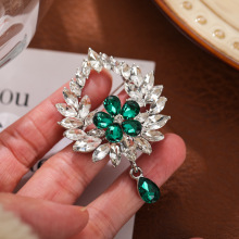 Fashion Tassels and Brooches: Waterdrop Brooch Pins, Flower Brooches, and Crystal Clips