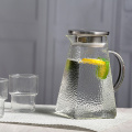 Carafe à eau en verre borosilicaté de haute qualité avec couvercle en silicone