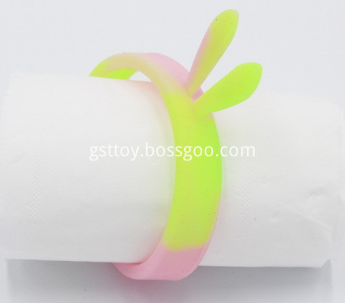 2 Colors Rabbit iPhone Band-2