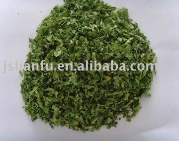 Dehydrated celery leaves