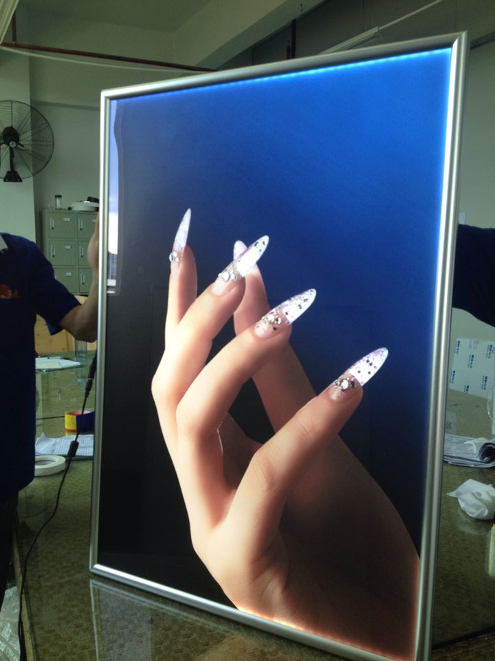 Snap Frame LED Slim Light Box with Acrylic 3D Laser Engraved Board