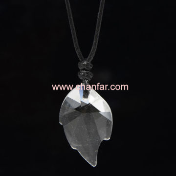 Transparent Leaf Shape Crystal Pendant Necklace