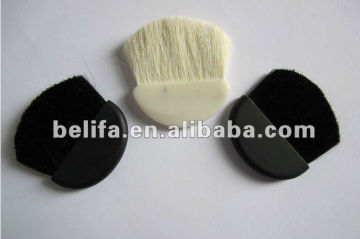 Angular Mini Blush Brush