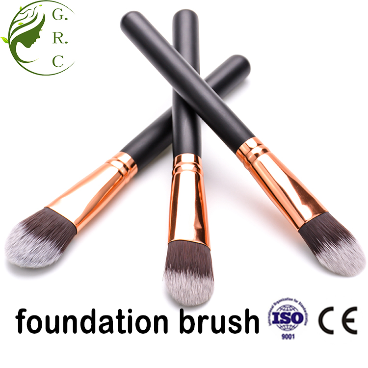 foundation cosmetic brush