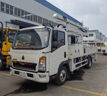 CNHTC Haowo Folding Arm High Altitude Work Vehicle