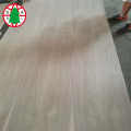 8mm Sapeli Veneer تجاريّ لوح خشبيّ صفح