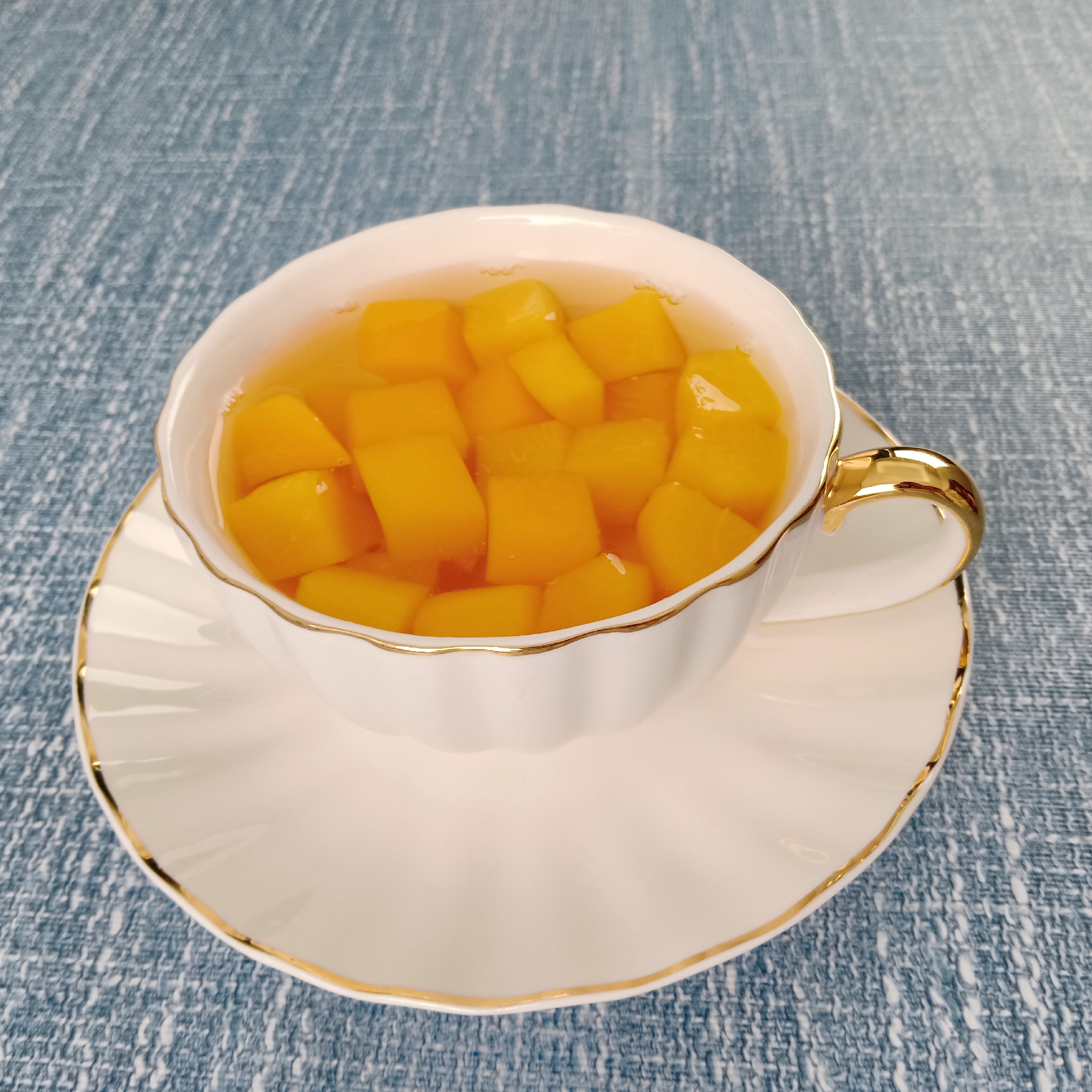 113g Yellow Peach in Light Syrup