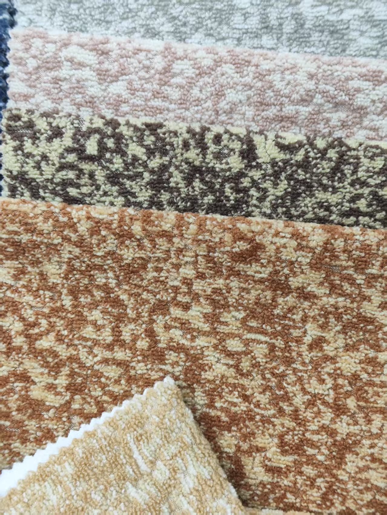 Кадифена ткаенина Velvet Fabric