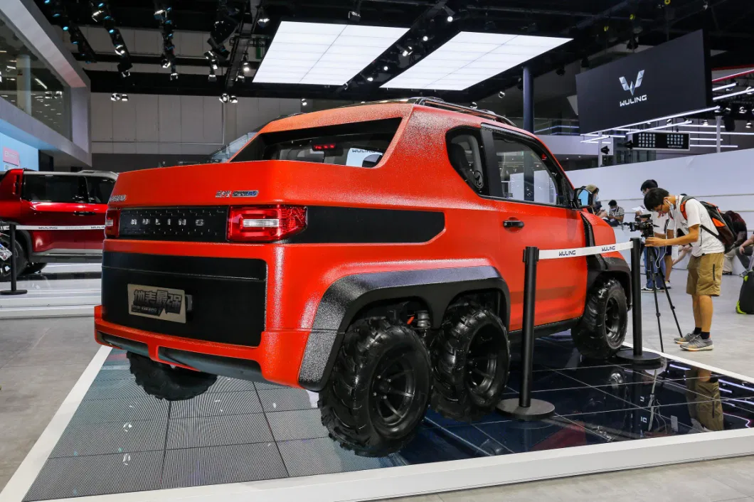 Wuling Yellow Mini Evcar New Cheapest Electric Car and Vehicle Certificated Chinese Factory