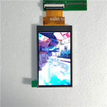 3,0 inç Renkli TFT LCD Ekran