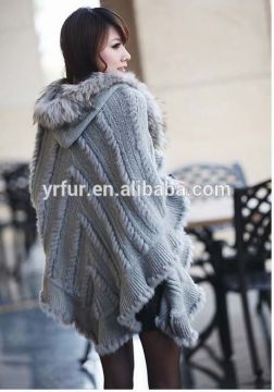 YR077 Tongxiang Fur Yarn & Rabbit Fur Poncho with Raccoon fur Trimming Fur Stole