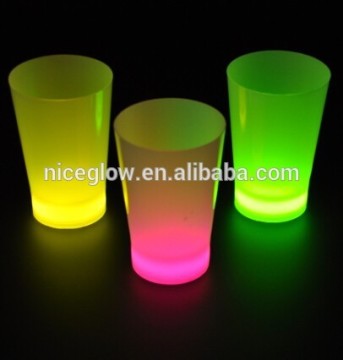 Retail color box 7 OZ glow cups