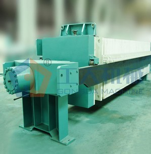 Vane-type diatomite filter machine