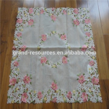 Fitted square tablecloths