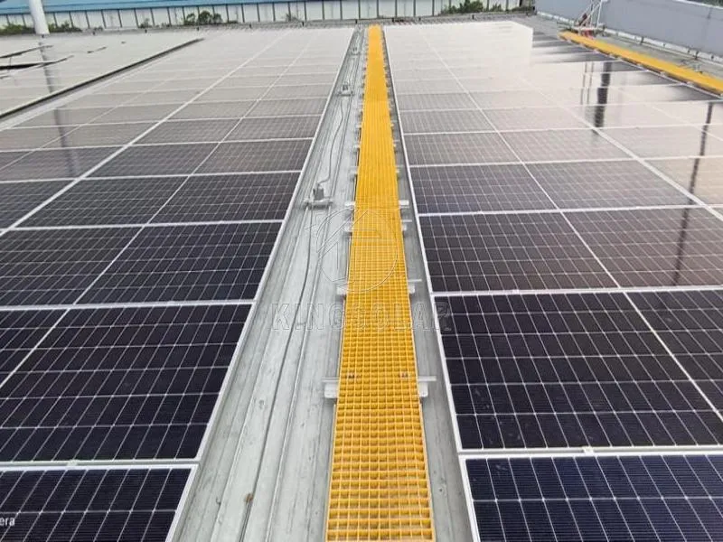 Black and Silver Rail Aluminum for Solar Panel Mounting System